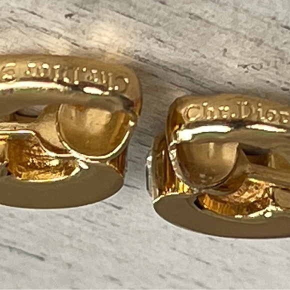 Christian Dior Diamond Look Huggies Clip Earrings - Picture 4 of 5
